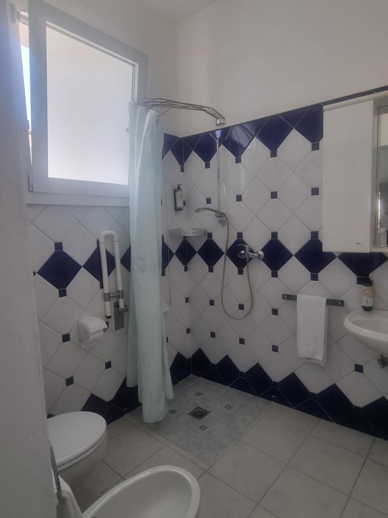 Appart-Hotel Holiday Lignano Sabbiadoro Quarto foto