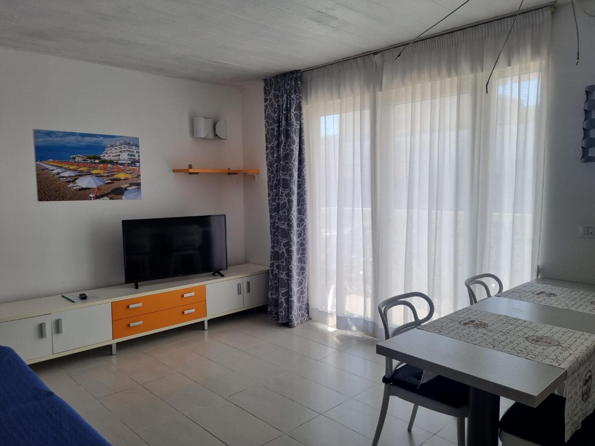 Appart-Hotel Holiday Lignano Sabbiadoro Exterior foto
